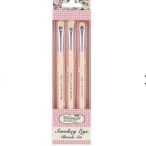 Vintage Cosmetic Smokey Eye Brush Trio NWT
